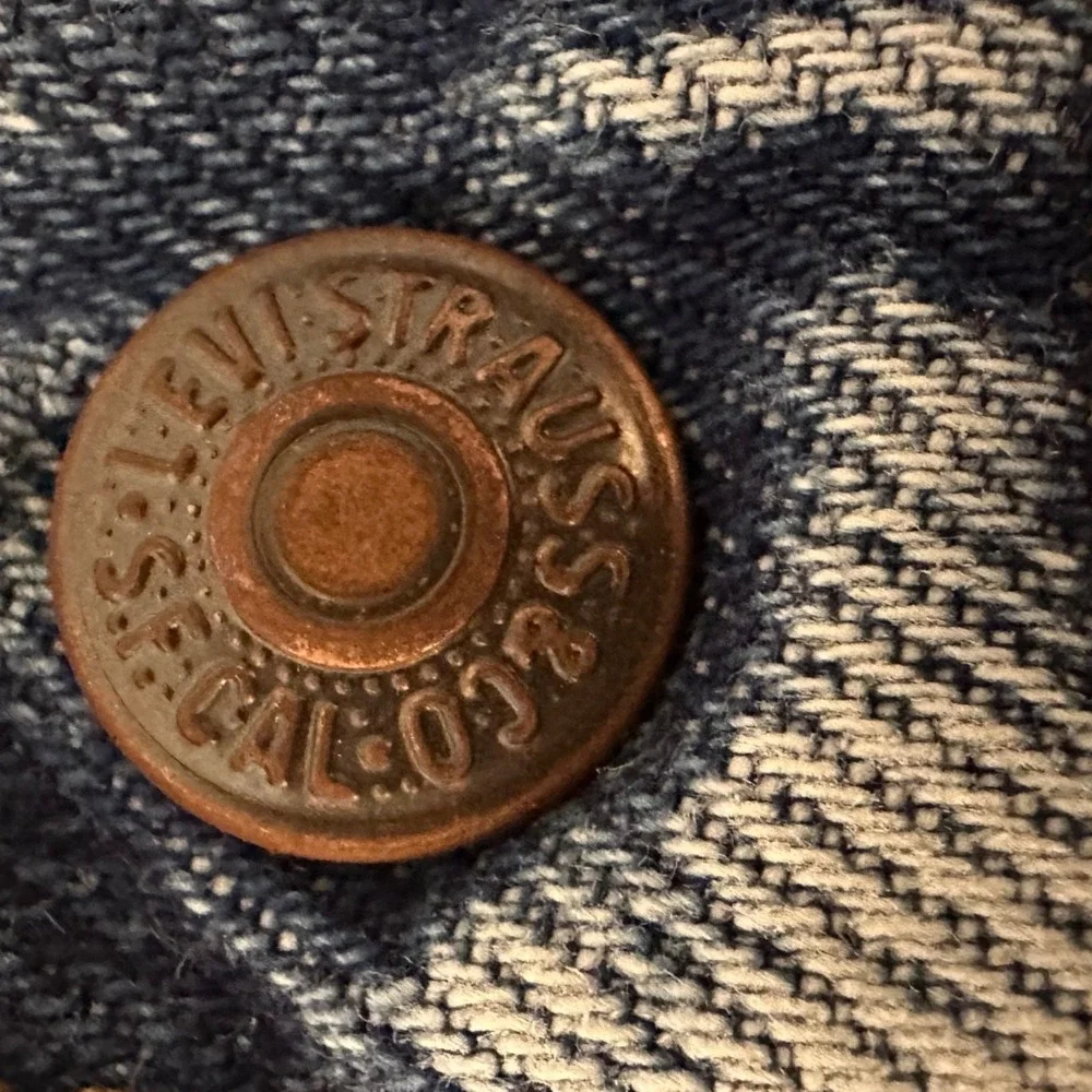 Levis **please see